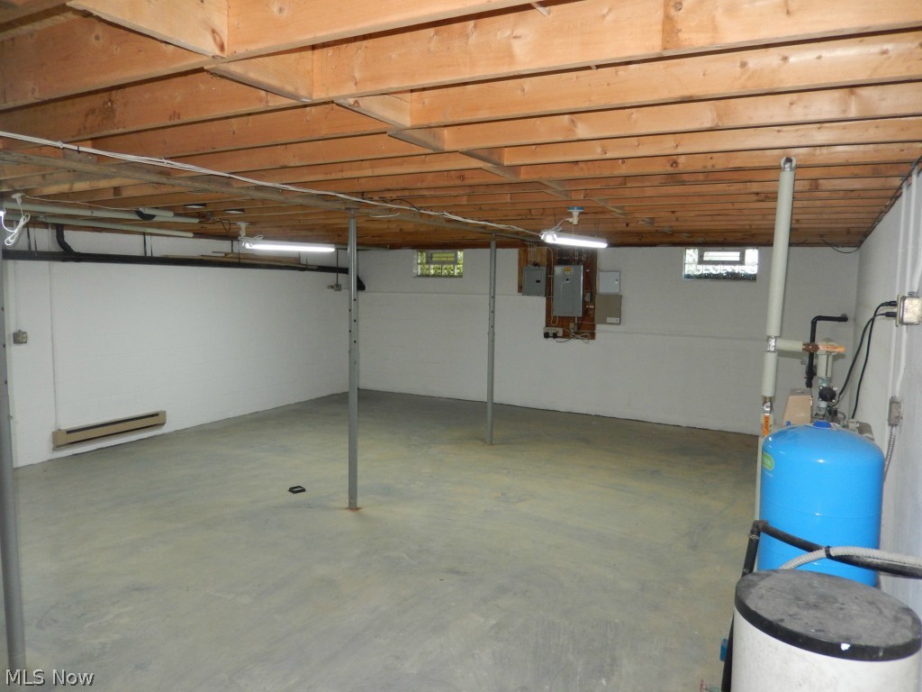 11125 Clark Road Chardon, OH 44024 - Photo 16 of 25