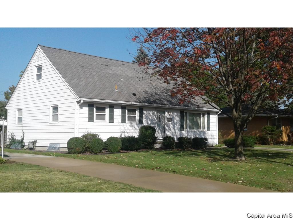 2117 Blackhawk Road Springfield, IL 62702 - Photo 31 of 36