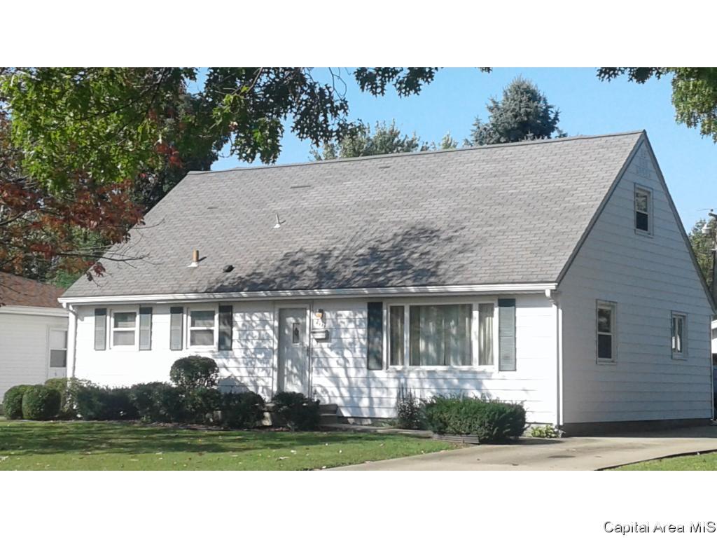2117 Blackhawk Road Springfield, IL 62702 - Photo 33 of 36