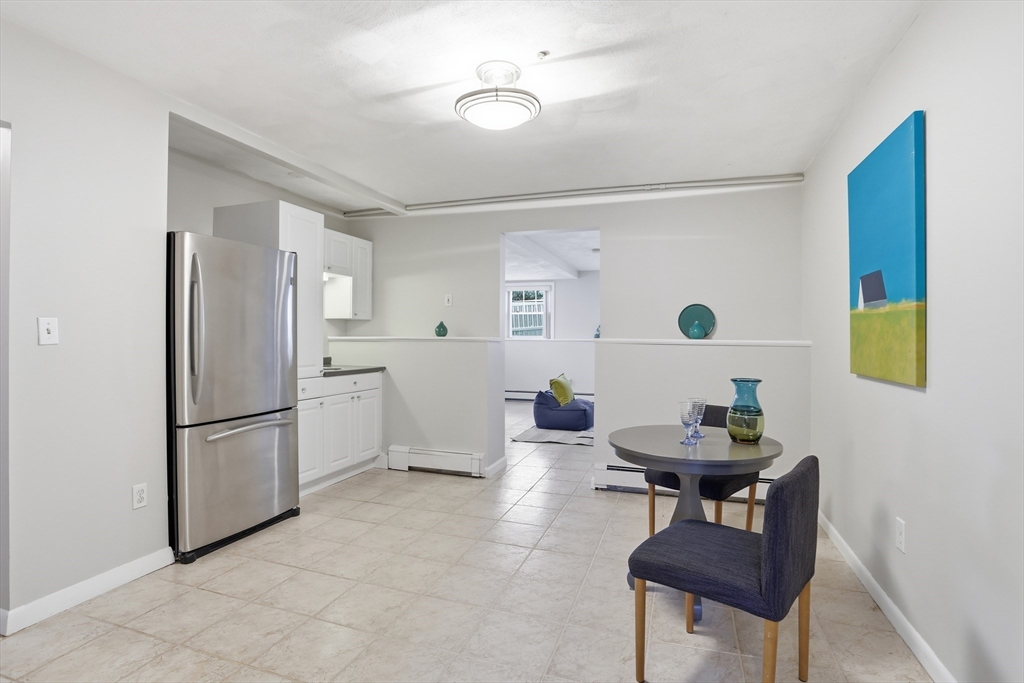 175 Mallard Way Waltham, MA 02452 - Photo 21 of 35
