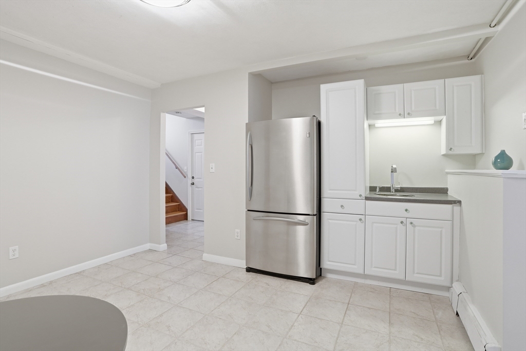 175 Mallard Way Waltham, MA 02452 - Photo 23 of 35