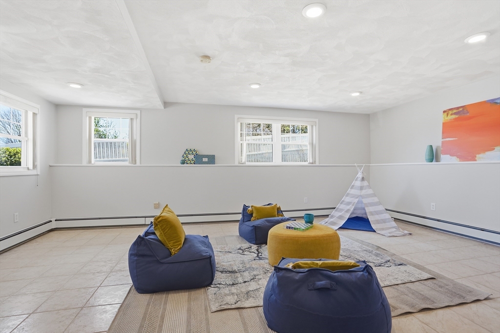 175 Mallard Way Waltham, MA 02452 - Photo 26 of 35