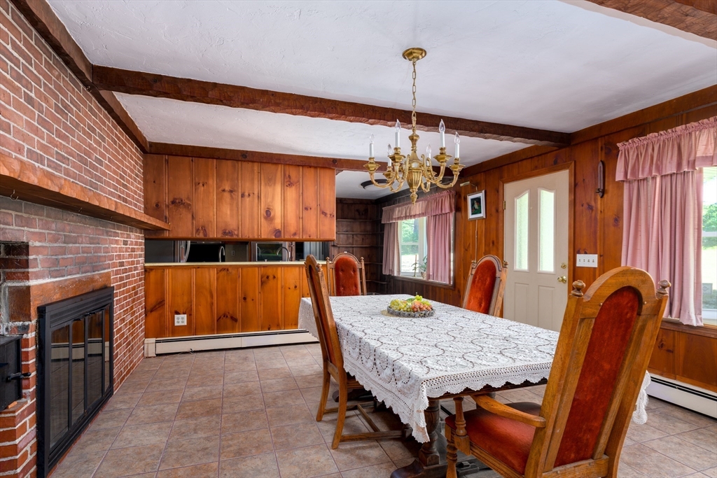 55 Old Common Road Auburn, MA 01501 - Photo 8 of 36
