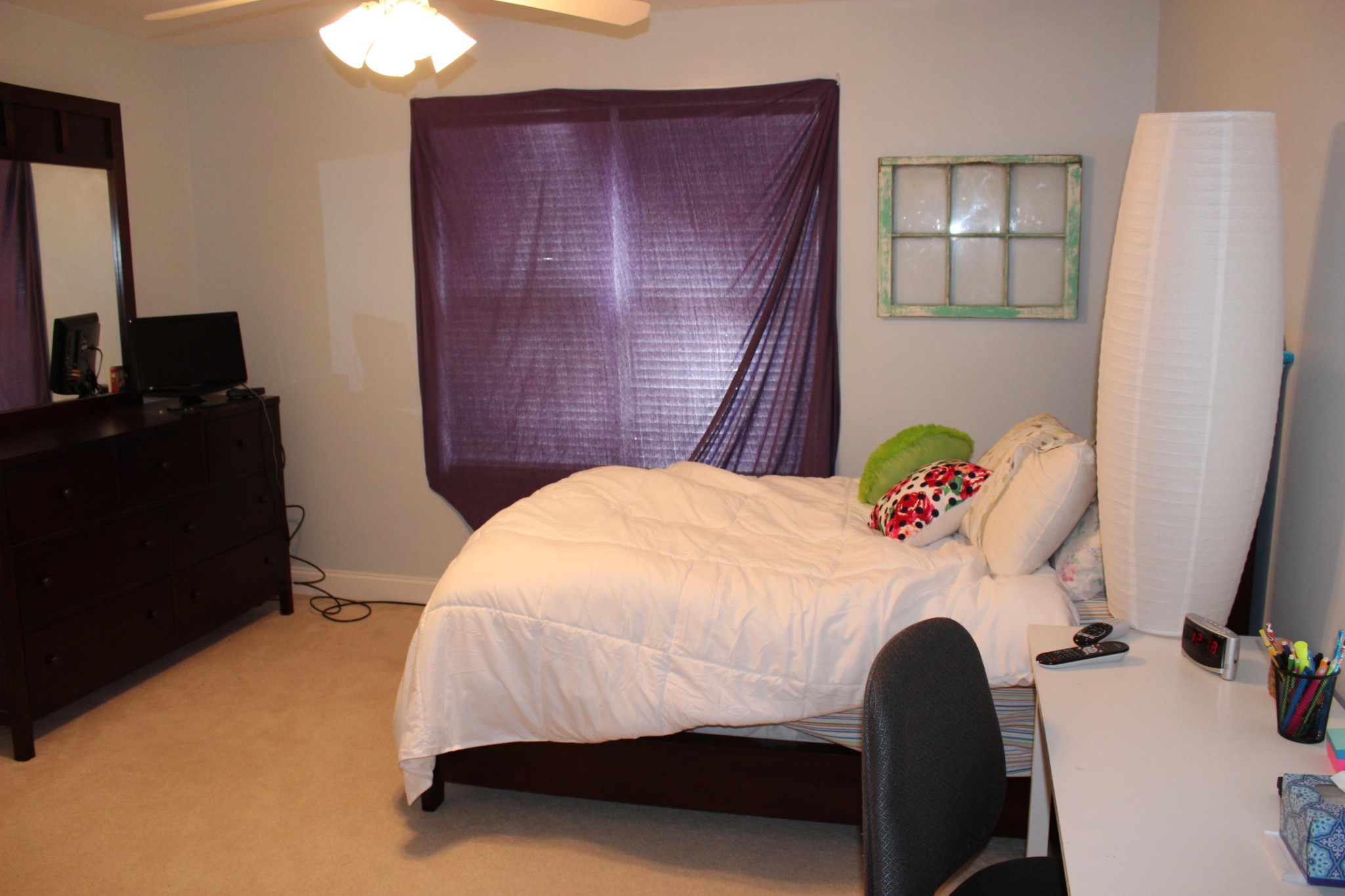 1016 Mountain Road Clinton, TN 37716 - Photo 23 of 30 a bedroom with a bed and a flat tv screen