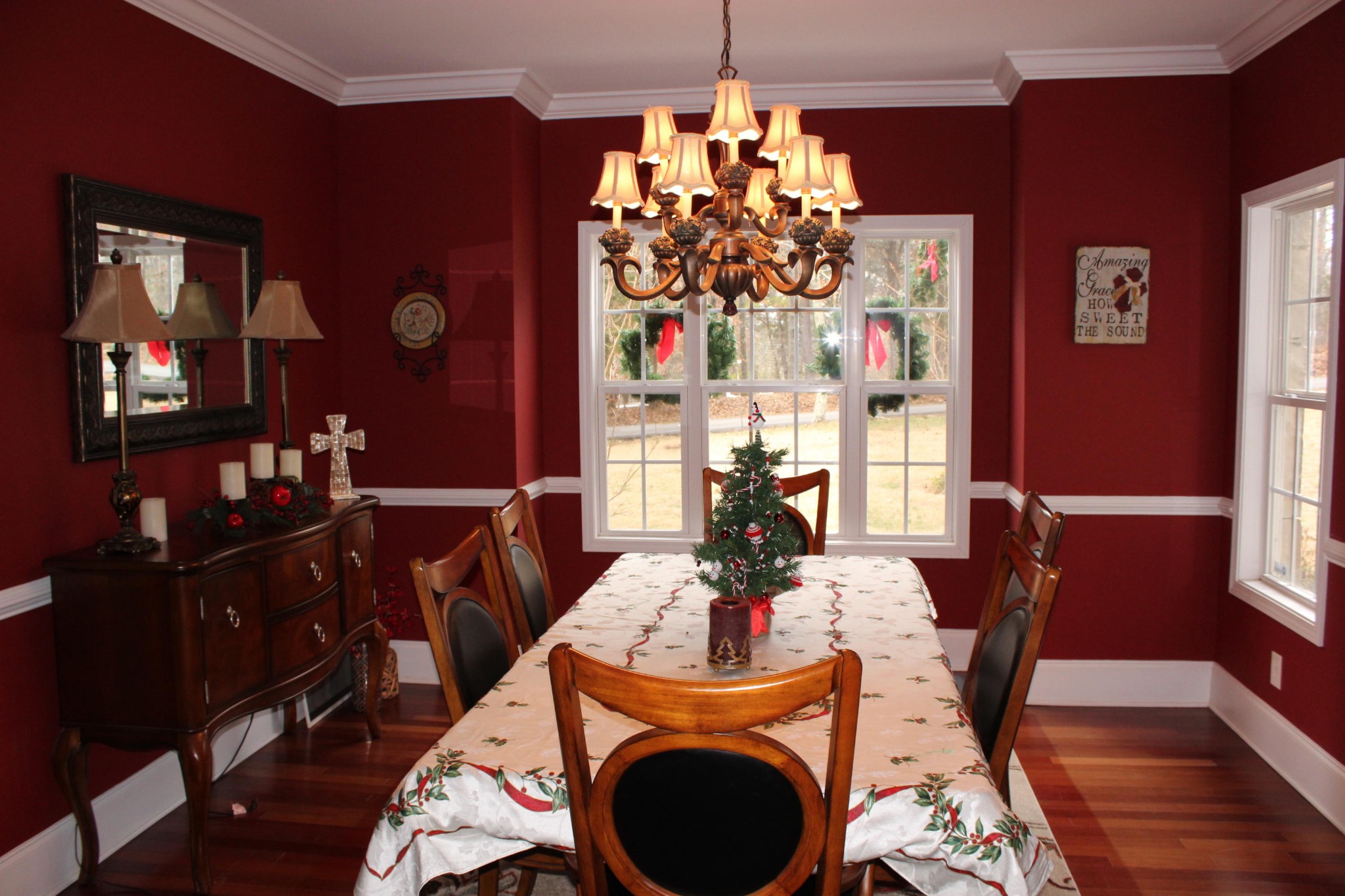 1016 Mountain Road Clinton, TN 37716 - Photo 9 of 30 a dining room with furniture a chandelier and window