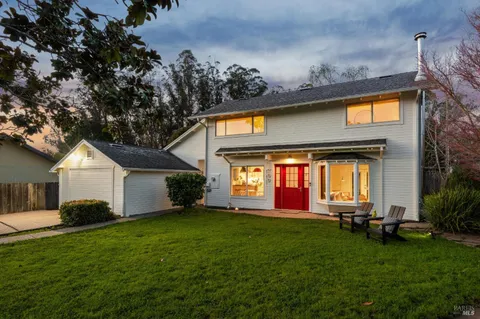 $1,495,000 | 700 B Street, Point Reyes Station, CA 94956