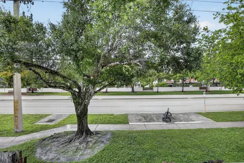 $439,900 | 11556 Northwest 1st Street, Plantation, FL 33325