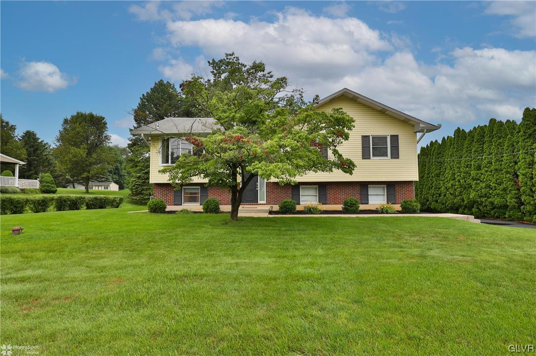 1900 Riverbend Road Allentown, PA 18103 - Photo 2 of 48 Gallery Image 2