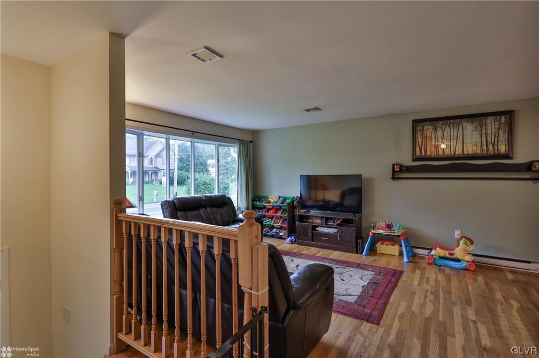 1900 Riverbend Road Allentown, PA 18103 - Photo 4 of 48 Gallery Image 4