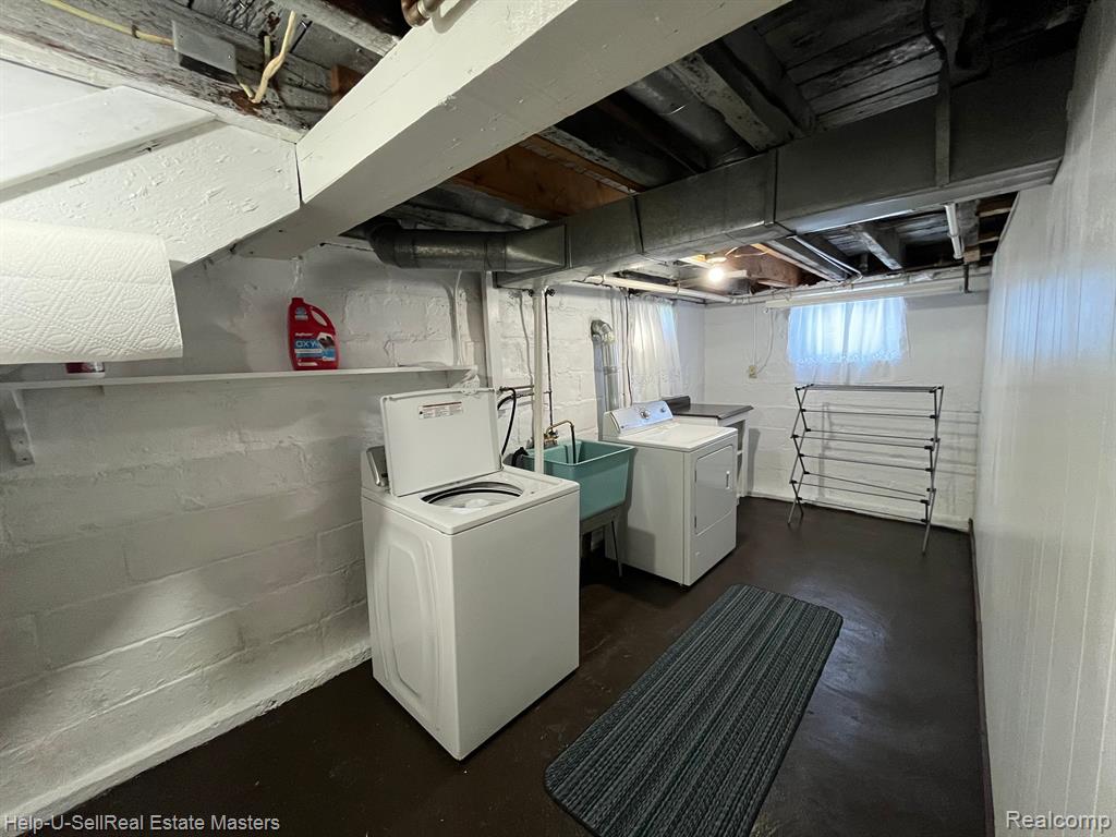 1812 Riverside Drive Port Huron, MI 48060 - Photo 17 of 23 Gallery Image 17