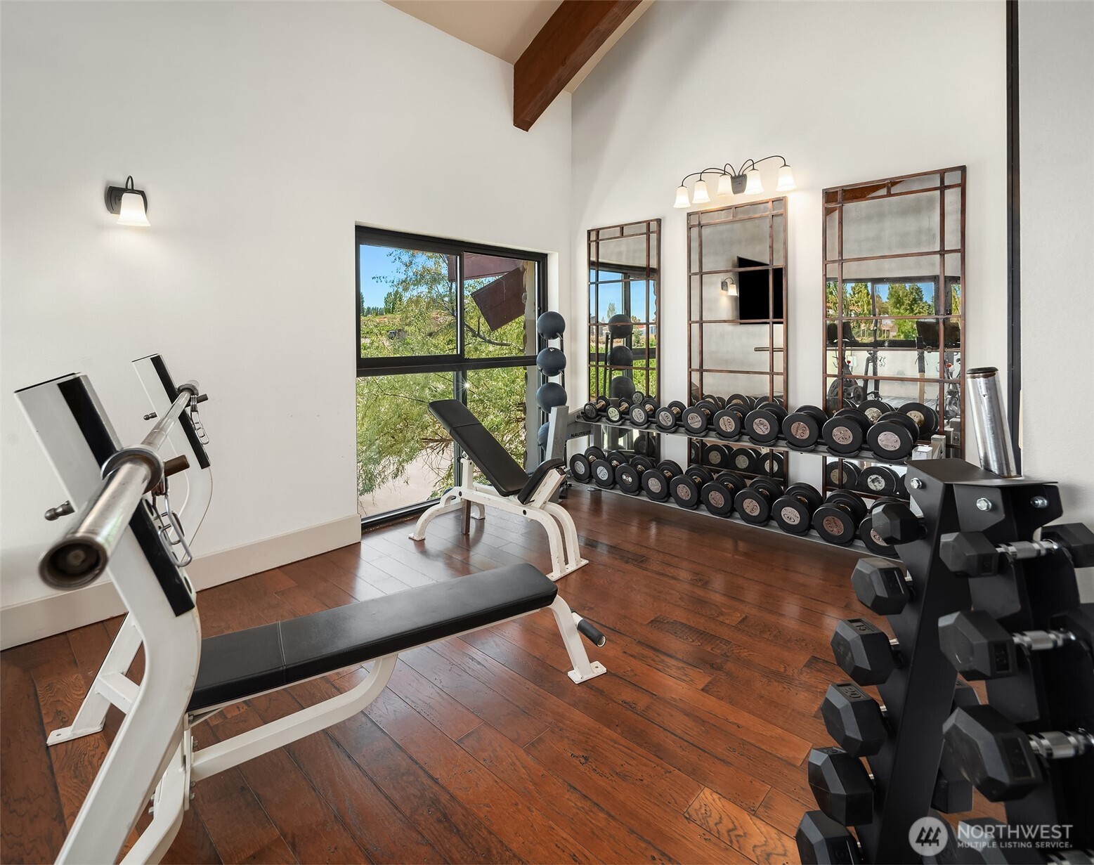 344 Silica Road Northwest, Unit 1 Quincy, WA 98848 - Photo 22 of 30 a view of a room with gym equipment