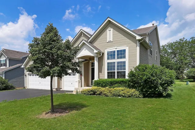 $3,700 | 643 Seneca Street, Volo, IL 60073