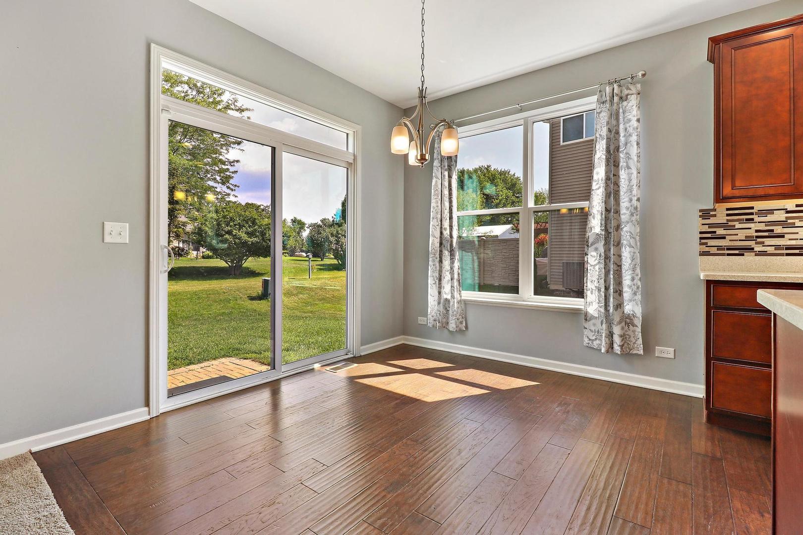 643 Seneca Street Volo, IL 60073 - Photo 9 of 37