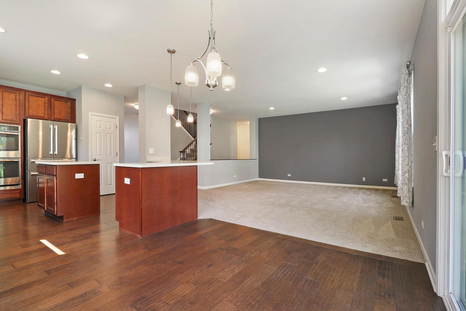 643 Seneca Street Volo, IL 60073 - Photo 10 of 37