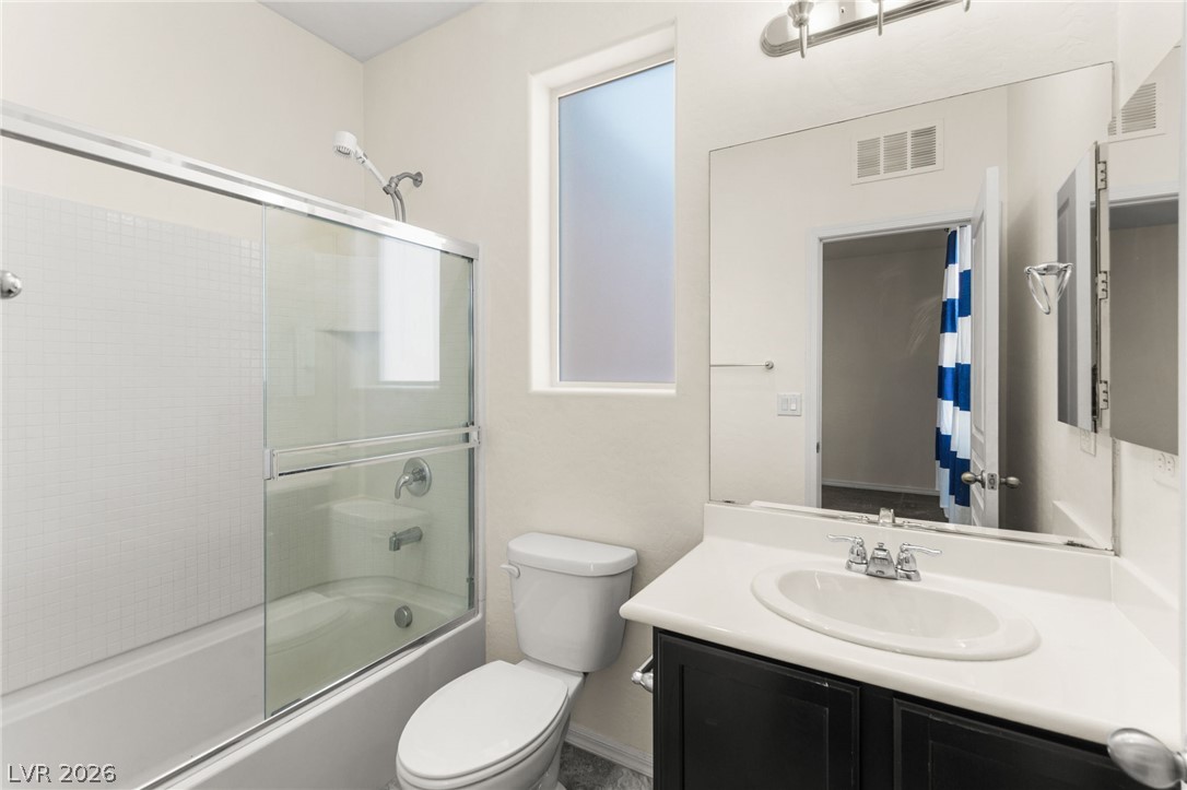 11048 Prairie Grove Road Las Vegas, NV 89179 - Photo 48 of 75 A well-appointed bath with shower/tub combination and a single vanity offers convenience and practicality.