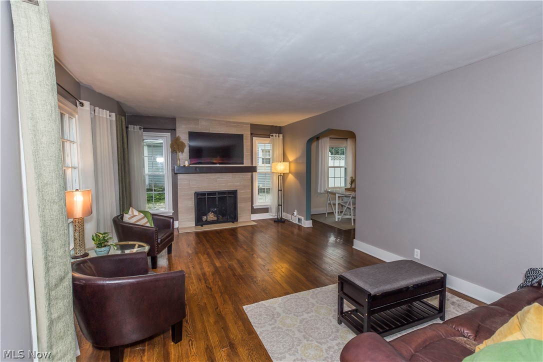 1234 Garman Road Akron, OH 44313 - Photo 5 of 32 Gallery Image 5