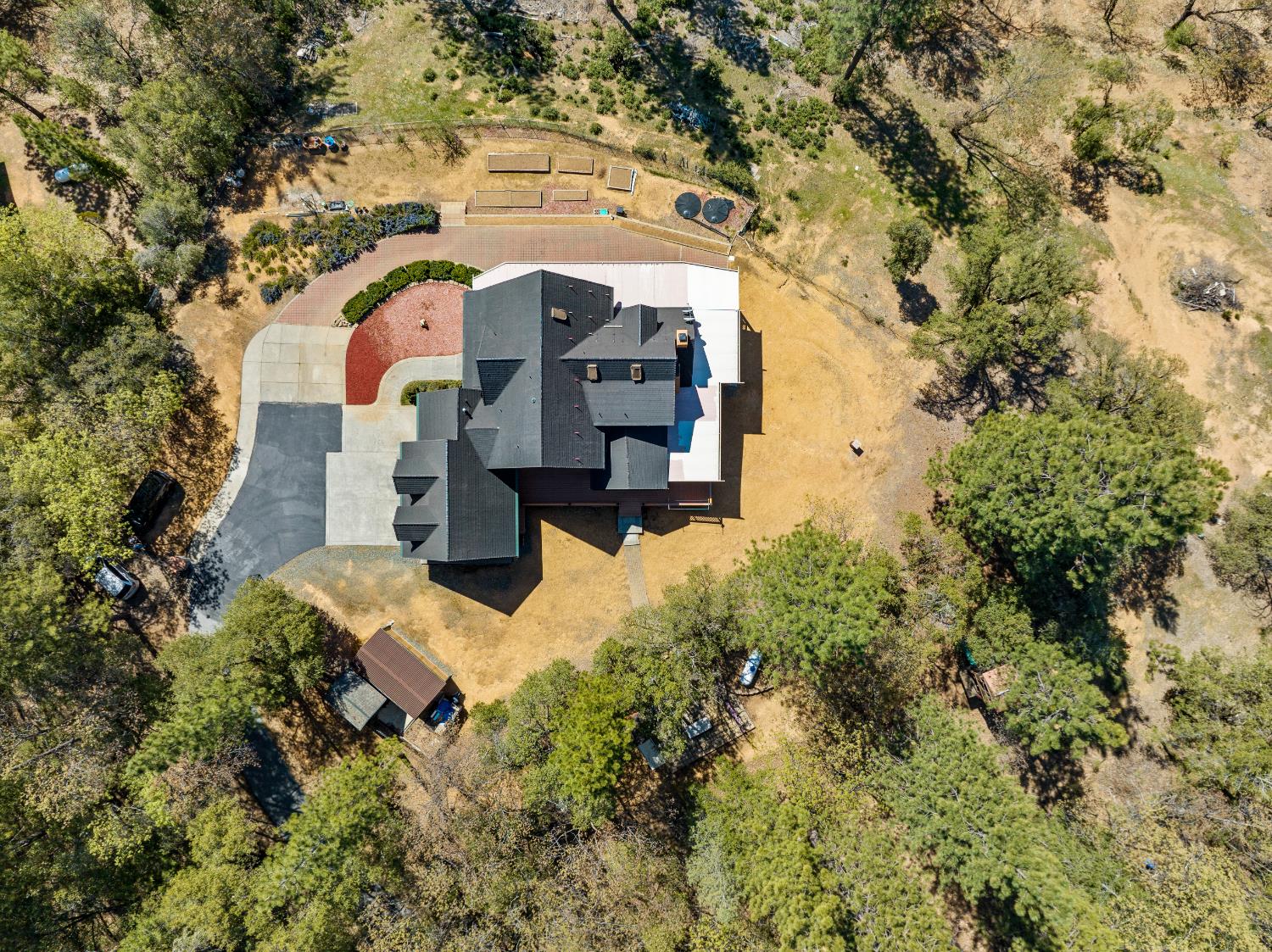 717 Swanson Lane Colfax, CA 95713 - Photo 35 of 44 an aerial view of a house with a yard