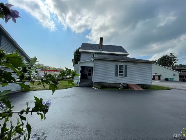 $190,000 | 2958 Mill Place, Paris, NY 13456