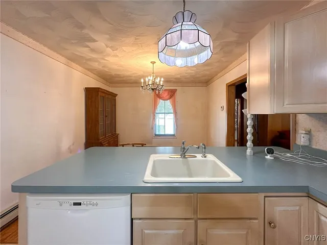 $190,000 | 2958 Mill Place, Paris, NY 13456