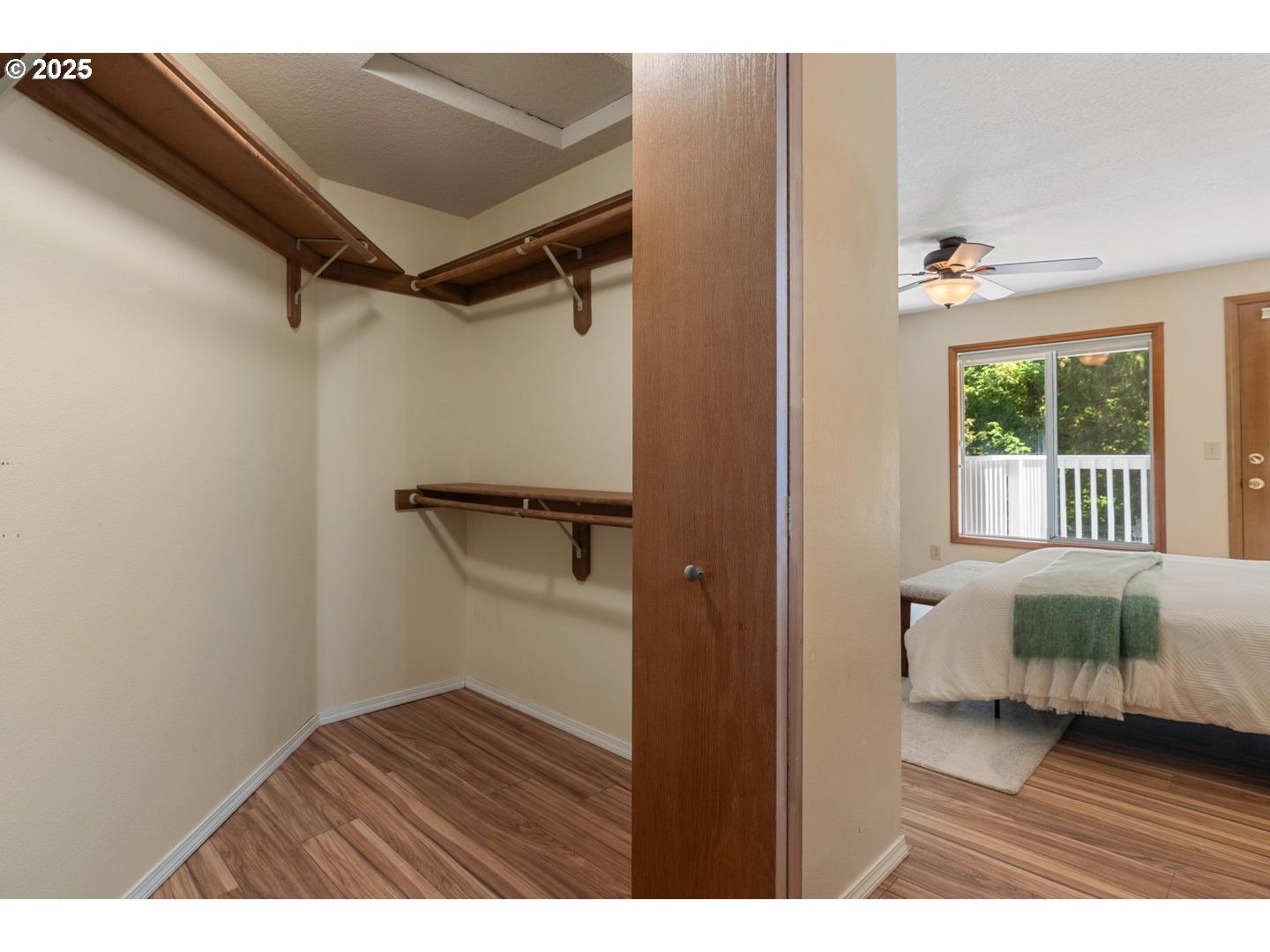 8714 Southwest 49th Avenue Portland, OR 97219 - Photo 17 of 41 Gallery Image 17