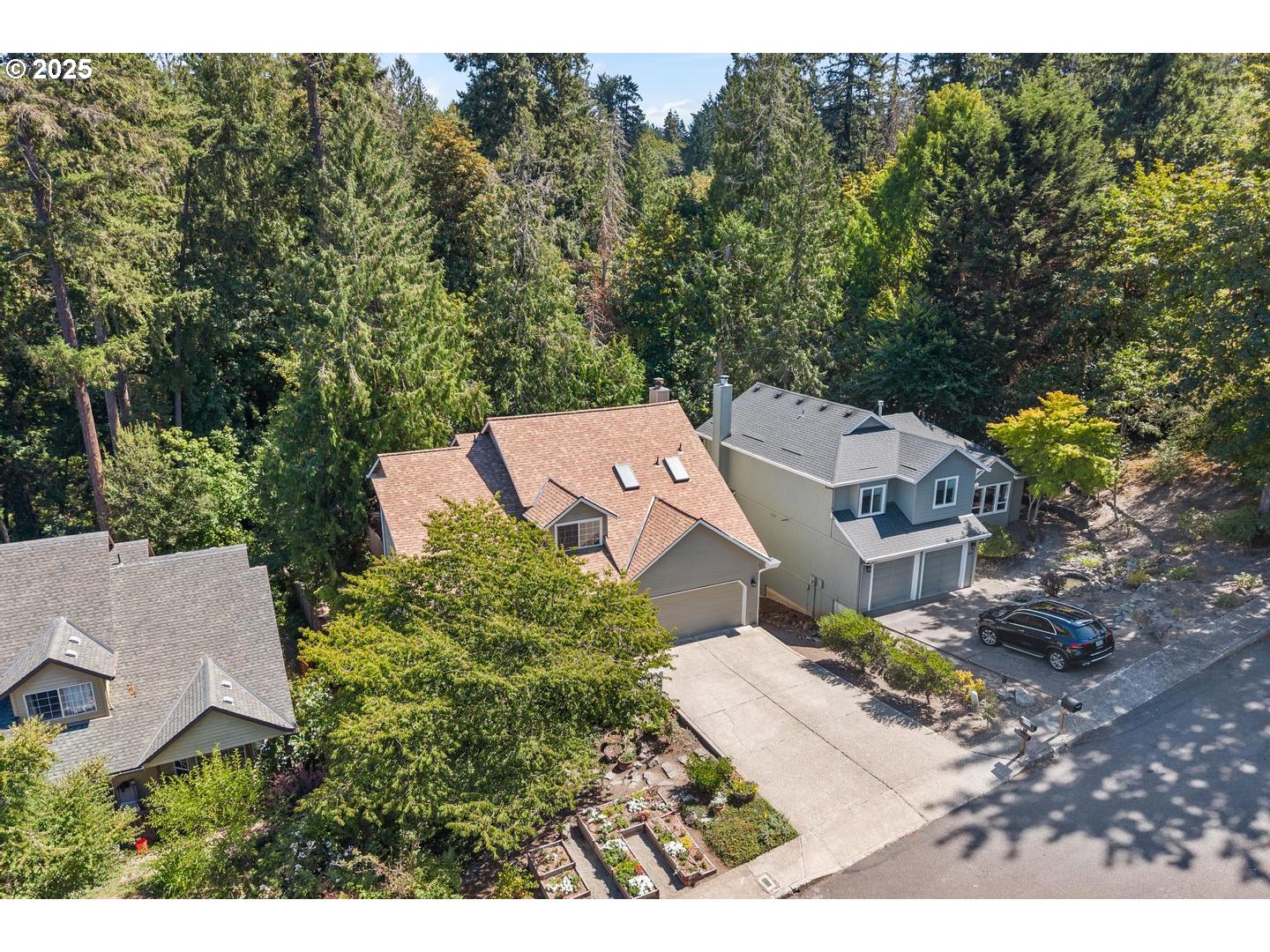 8714 Southwest 49th Avenue Portland, OR 97219 - Photo 2 of 41 Gallery Image 2