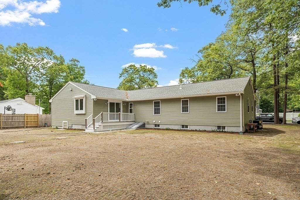 21 Moore Road Westford, MA 01886 - Photo 8 of 40 Gallery Image 8