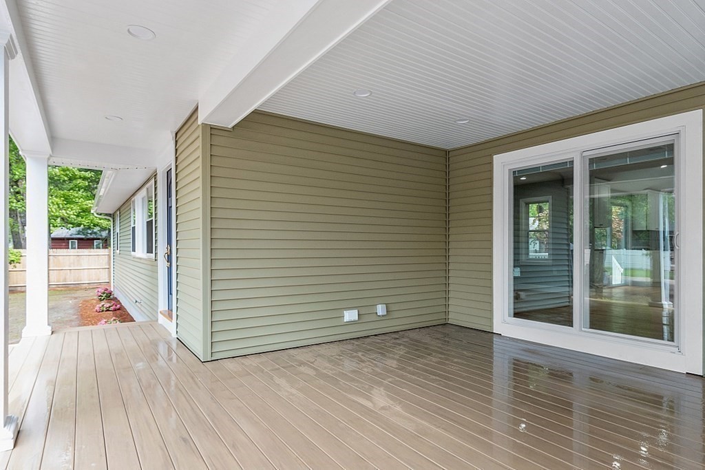 21 Moore Road Westford, MA 01886 - Photo 9 of 40 Gallery Image 9