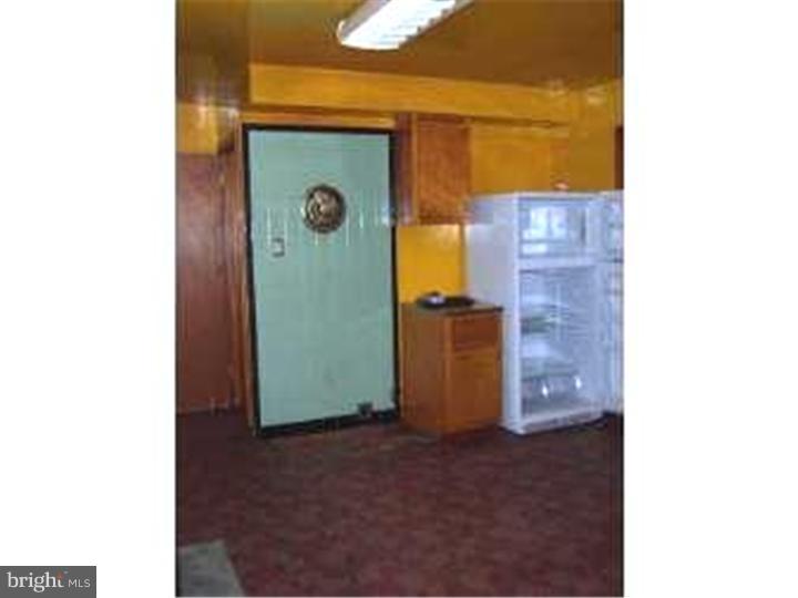 1205 Bridgeboro Road Edgewater Park, NJ 08010 - Photo 13 of 22 Gallery Image 13