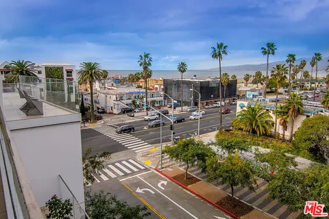 $2,700,000 | 1705 Ocean Avenue, Unit 502, Santa Monica, CA 90401