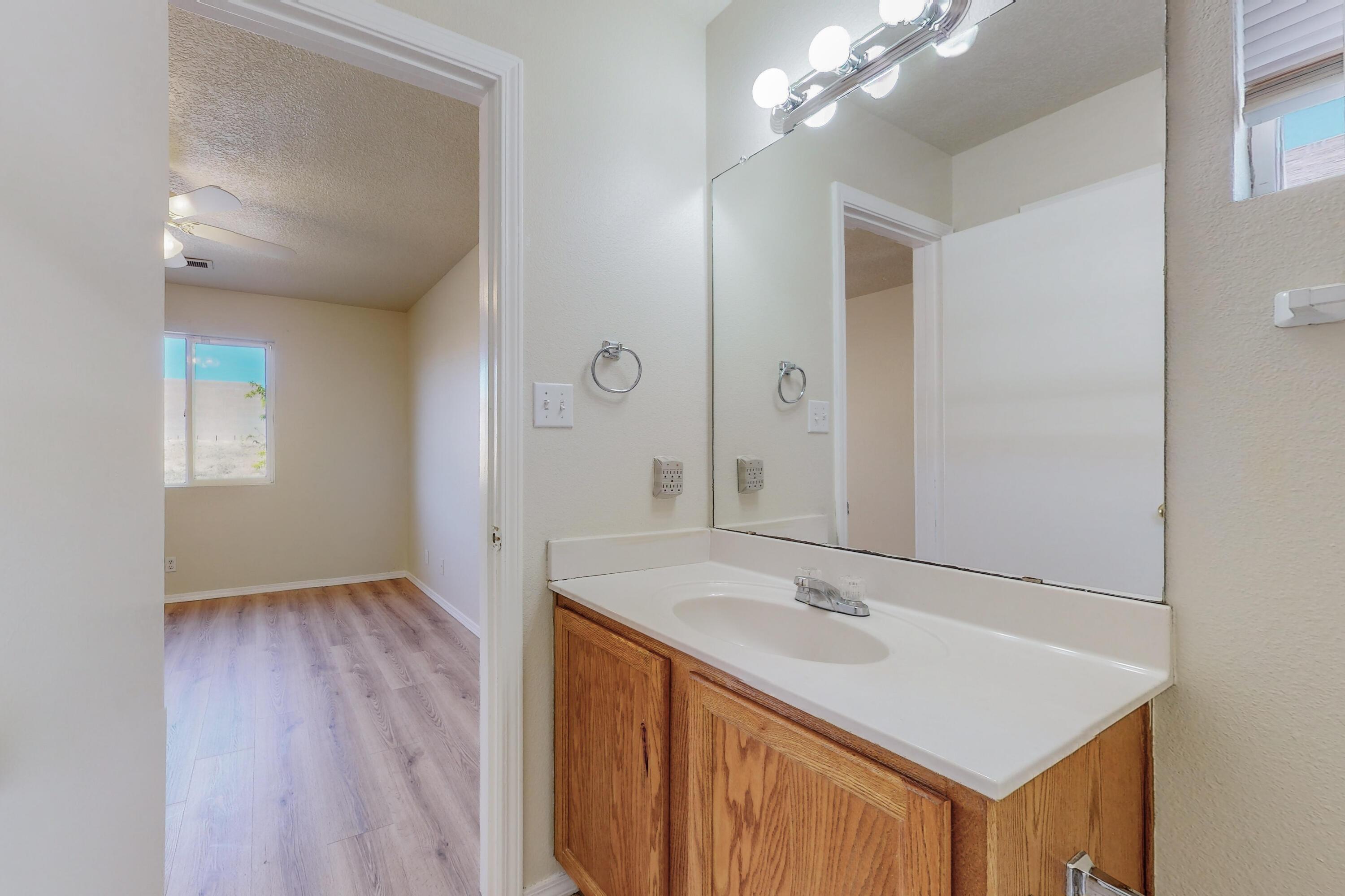 3473 Martin Meadows Drive Northeast Rio Rancho, NM 87144 - Photo 17 of 28 Gallery Image 17
