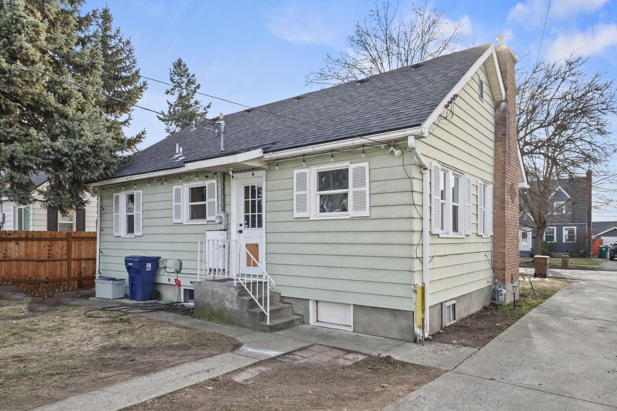 407 East Hoffman Avenue Spokane, WA 99207 - Photo 25 of 26