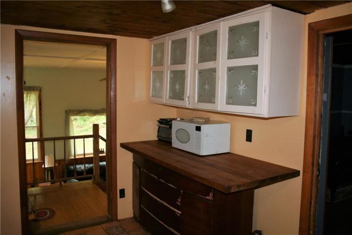 11 Cross Road Denmark, ME 04022 - Photo 9 of 28 Entry to kichen from family room