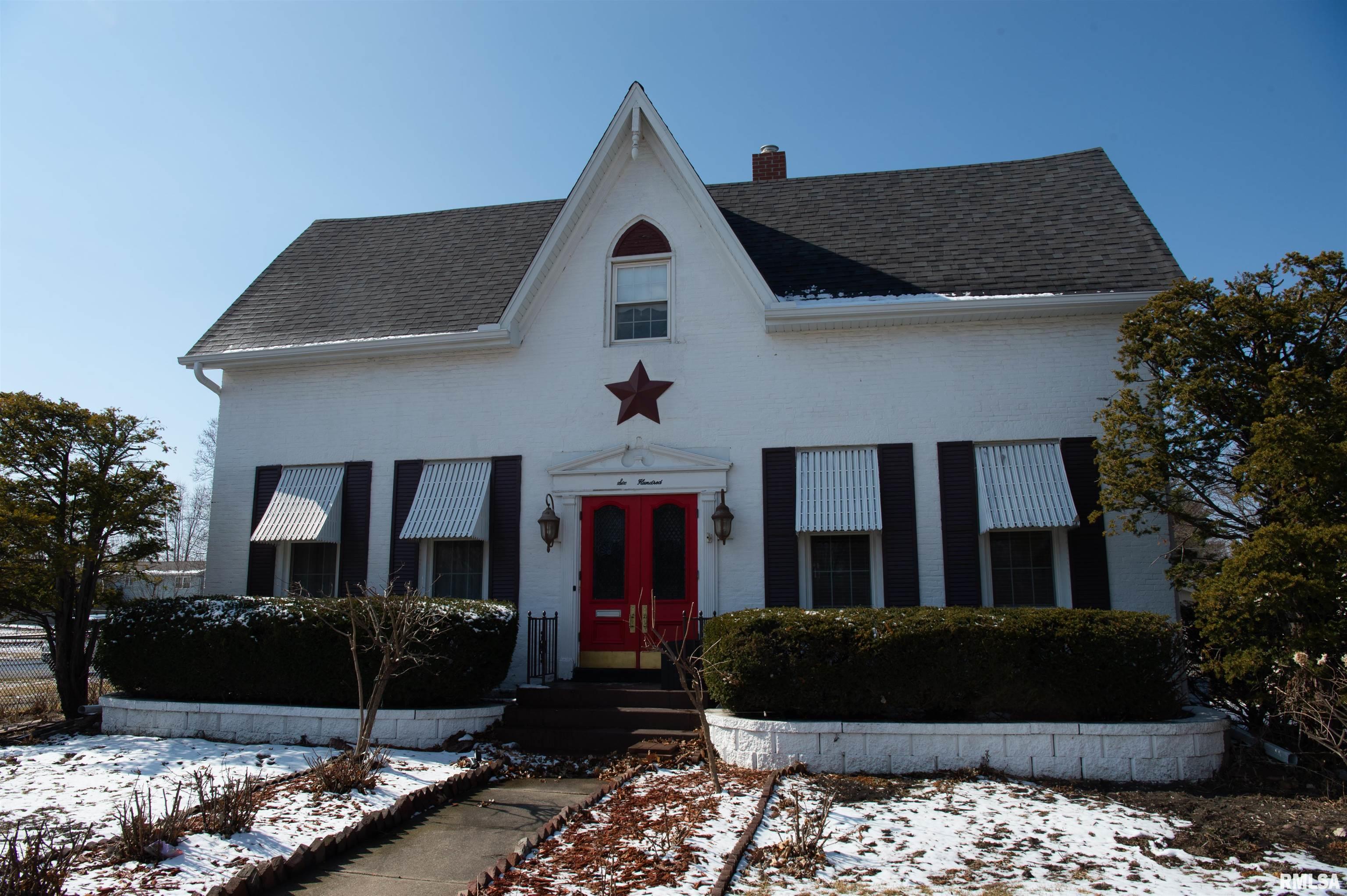 600 North Monroe Street Abingdon, IL 61410 - Photo 1 of 25