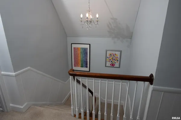 $215,900 | 600 North Monroe Street, Abingdon, IL 61410