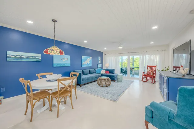 $460,000 | 3901 Southeast St Lucie Boulevard, Unit 69, Stuart, FL 34997