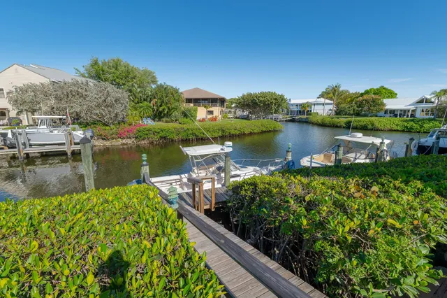 $460,000 | 3901 Southeast St Lucie Boulevard, Unit 69, Stuart, FL 34997