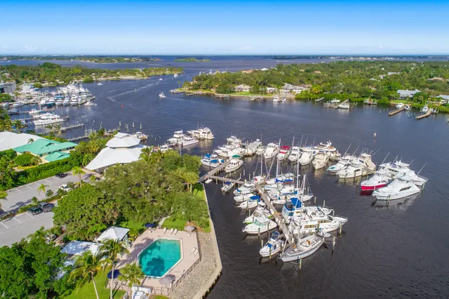 $460,000 | 3901 Southeast St Lucie Boulevard, Unit 69, Stuart, FL 34997