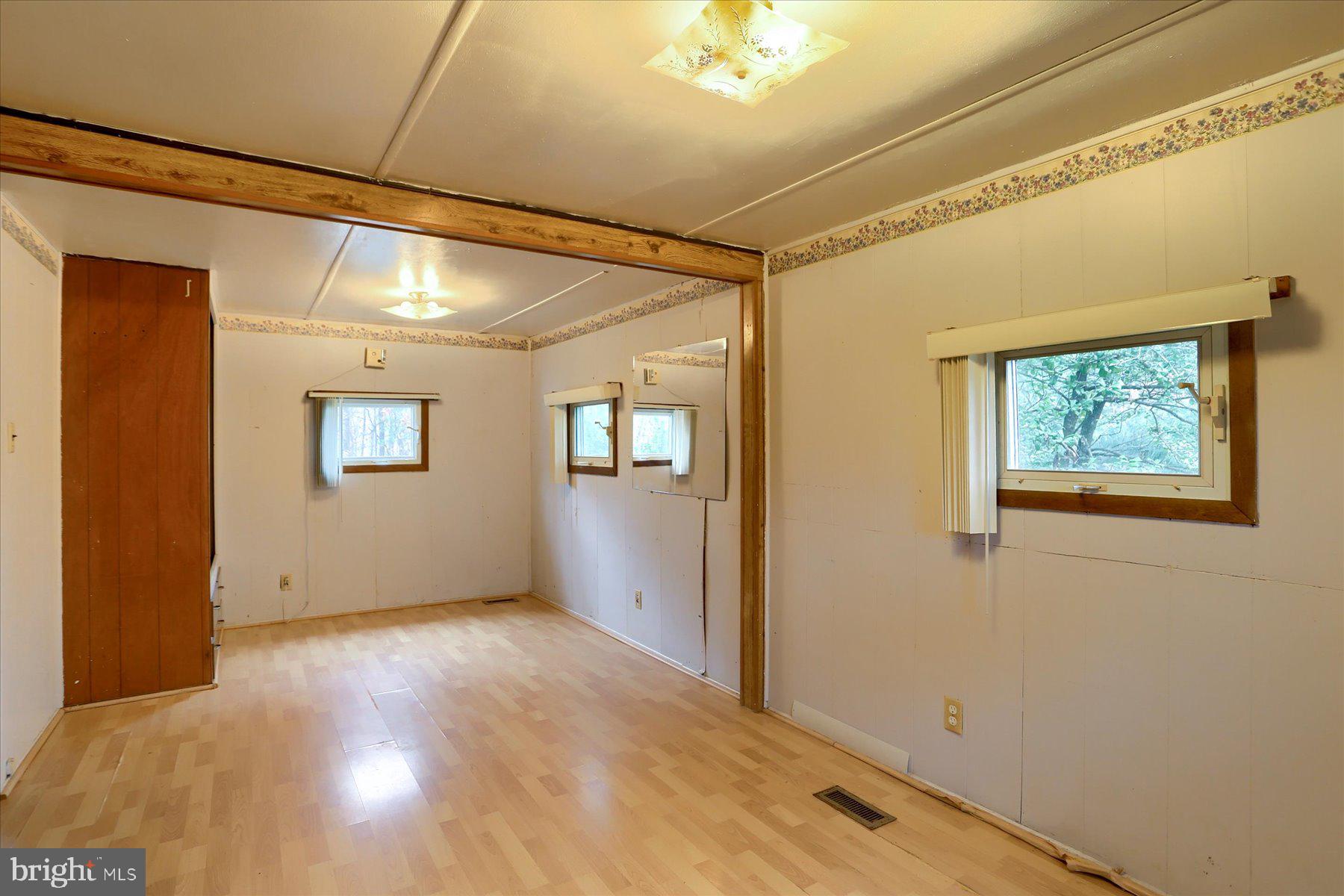 335 Stone Church Road Carlisle, PA 17015 - Photo 18 of 33 Gallery Image 18