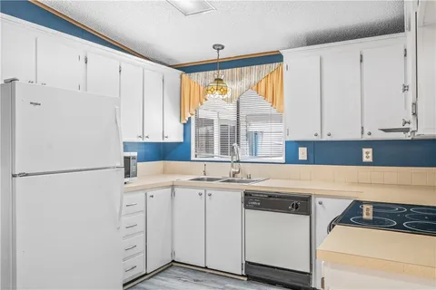 $190,000 | 7635 Blackhawk Road, Micco, FL 32976