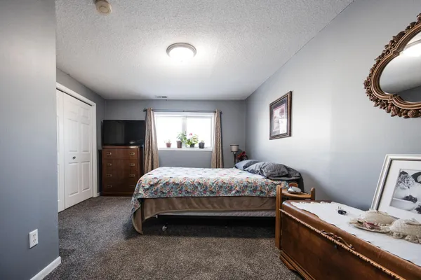 $359,900 | 884 Willow Springs Road, Detroit Lakes, MN 56501