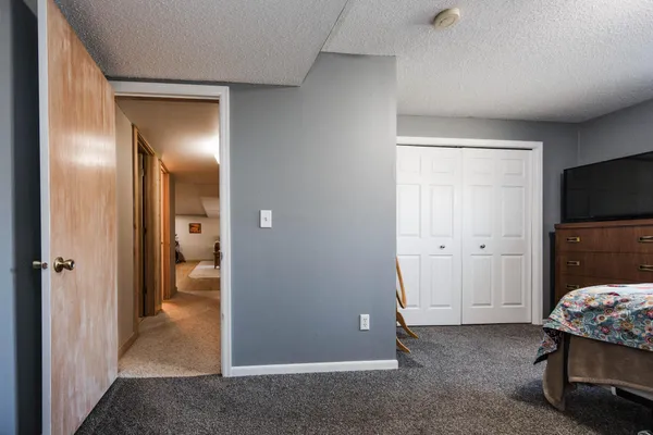 $359,900 | 884 Willow Springs Road, Detroit Lakes, MN 56501