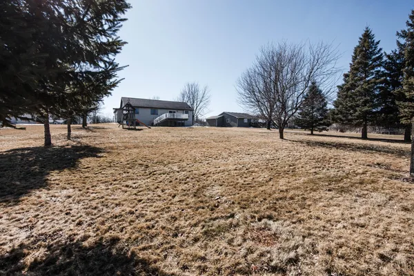 $359,900 | 884 Willow Springs Road, Detroit Lakes, MN 56501