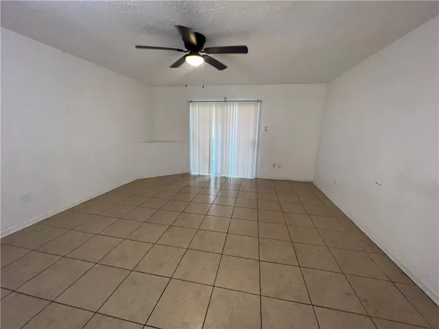 $1,150 | 2245 Alex Kornman Boulevard, Unit C, Harvey, LA 70058