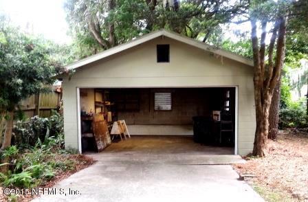 8924 Ricardo Lane Jacksonville, FL 32216 - Photo 17 of 18 garage