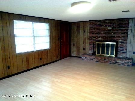 8924 Ricardo Lane Jacksonville, FL 32216 - Photo 2 of 18 great room