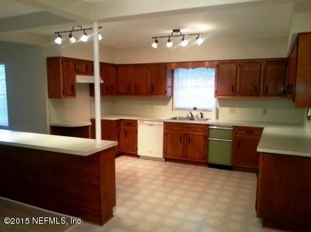 8924 Ricardo Lane Jacksonville, FL 32216 - Photo 4 of 18 kitchen