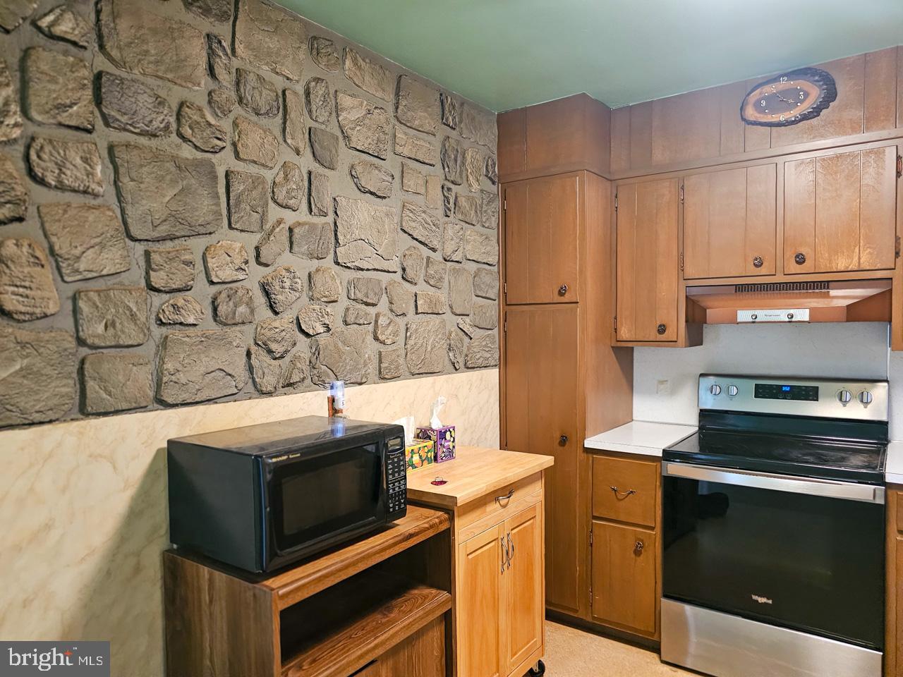 4401 Painted Sky Road Reading, PA 19606 - Photo 8 of 12 Gallery Image 8