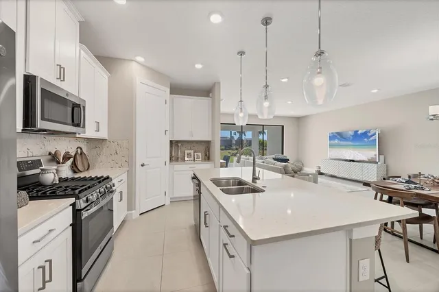 $479,000 | 11328 Trivio Terrace, Palmetto, FL 34221