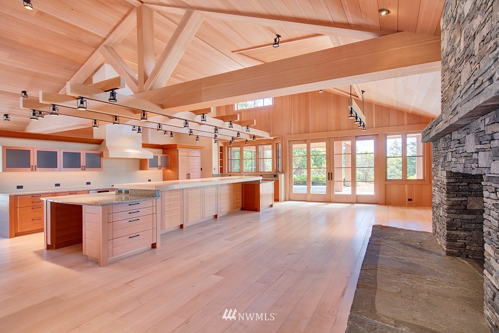 67 Roulac Lane Friday Harbor, WA 98250 - Photo 12 of 25