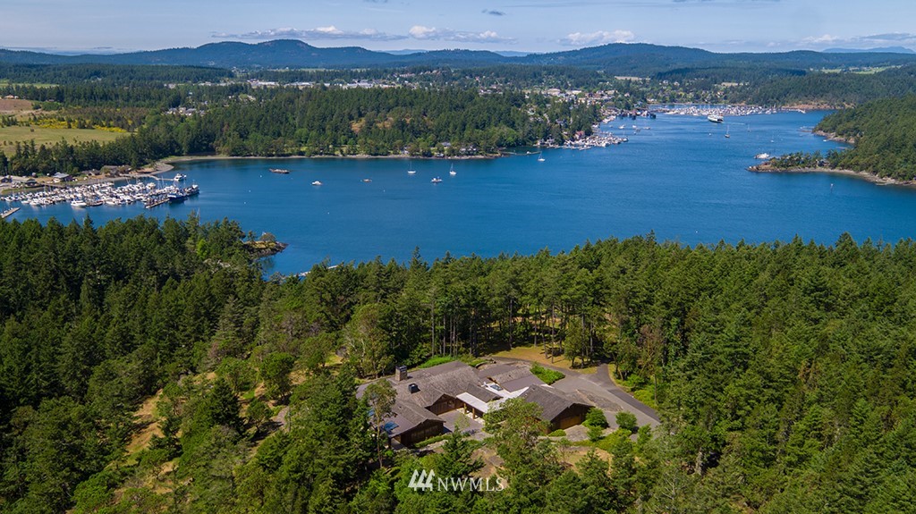 67 Roulac Lane Friday Harbor, WA 98250 - Photo 3 of 25